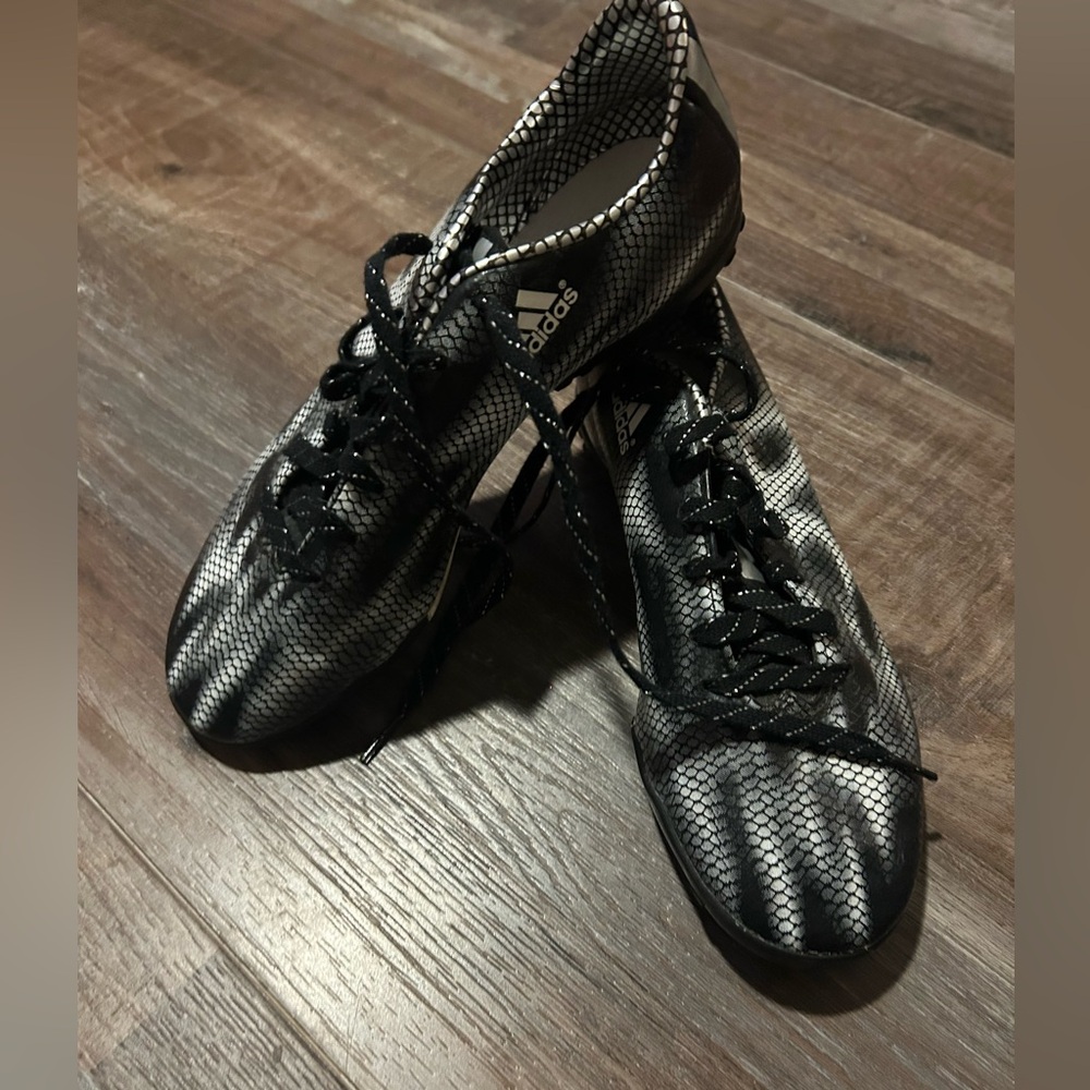 $44 sale Adidas F10 FG Core Black/Silver Soccer Cleats Men’s 7.5 spikeless S22